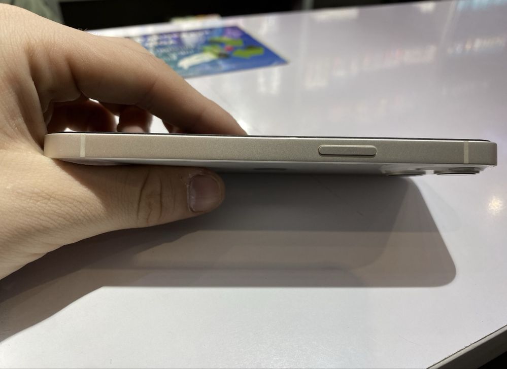 Iphone 13,новый,был куплен в мае,акб 100%