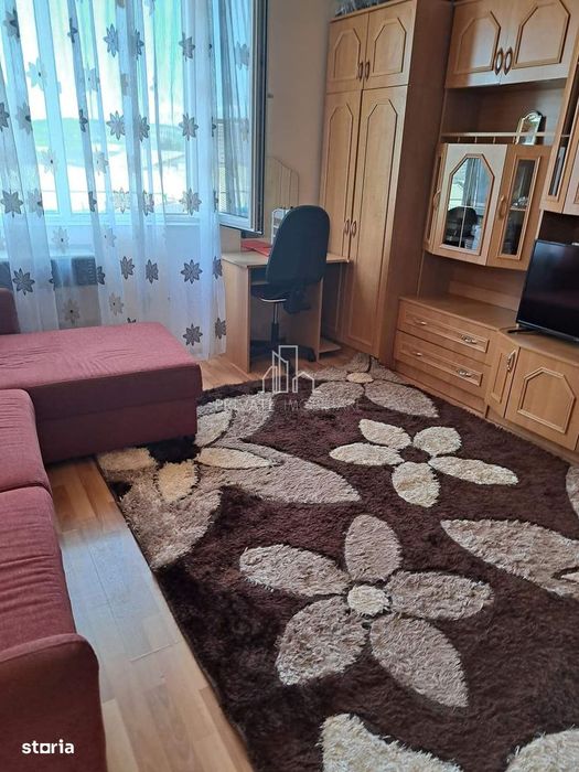 Apartament 1 camera, Semimobilat, Et.3, Zona Ambient