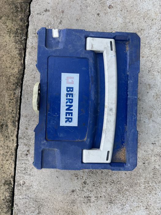 Безчетков перфоратор Berner BACDS