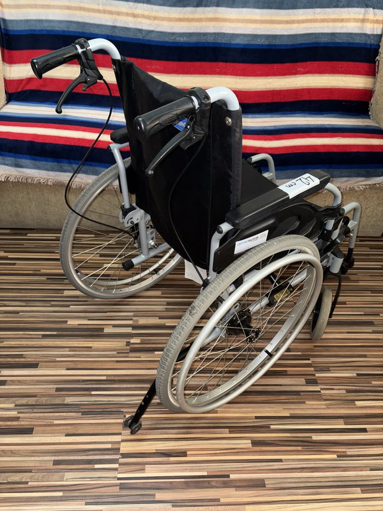 Carut rulant handicap dizabilitati batrani (ca nou)