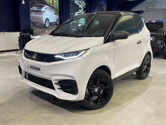 Aixam City Aixam eCity Sport/ WEBASTO/ Mai multe unitati/ Diverse culori exterior