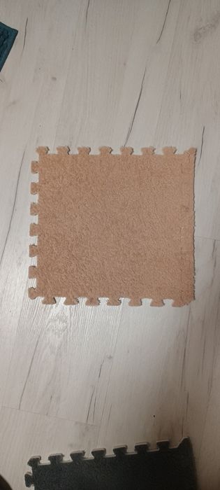 Плюшени подложки за под