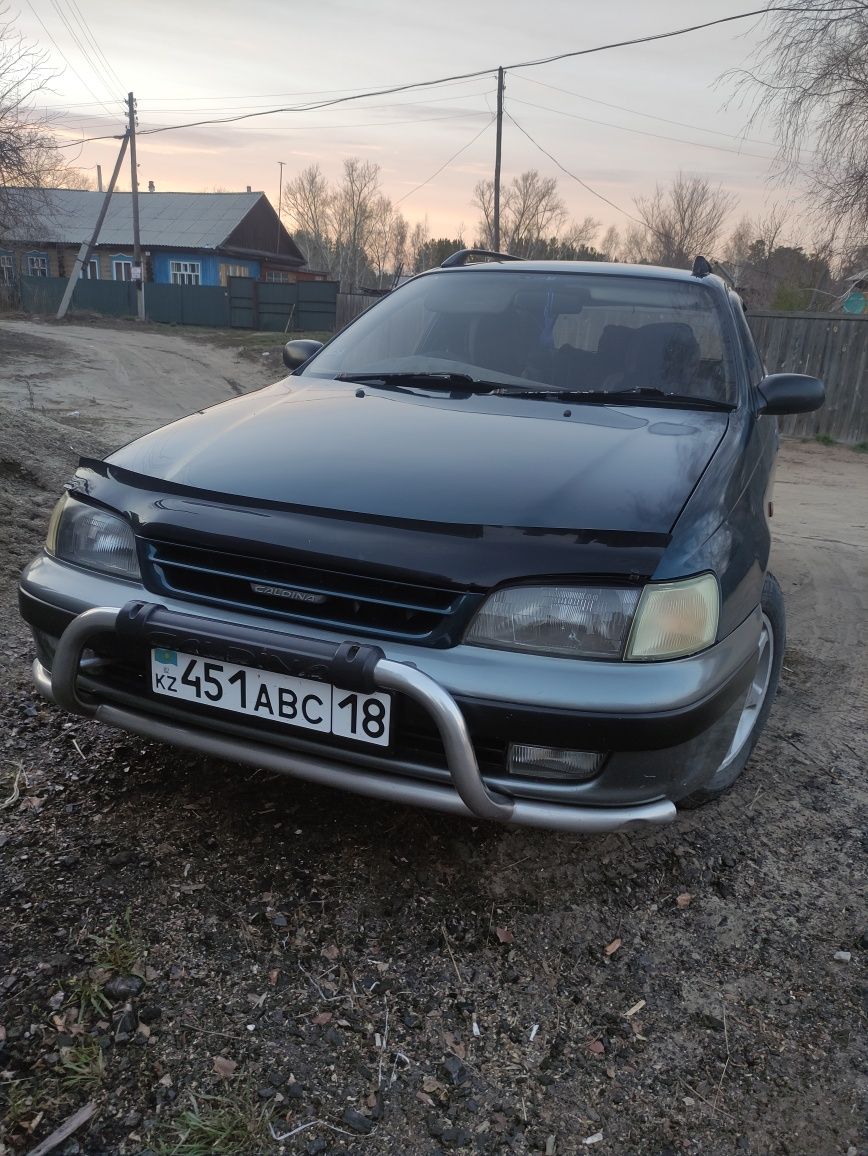 Продам Toyota Caldina 4 WD