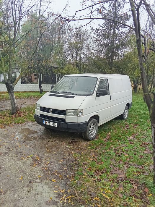 Vând vw Transporter T4