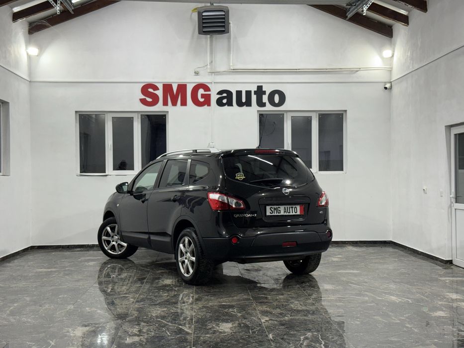 Nissan Qashqai 11/2010 2.0 dci 150 CP 7 Locuri SE POATE IN RATE