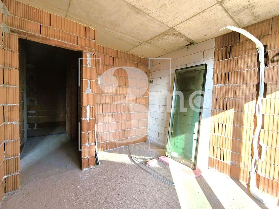 Продава се Тристаен апартамент в София, Люлин 5 - 125 кв.м за 1506 €/кв.м - Снимка #9