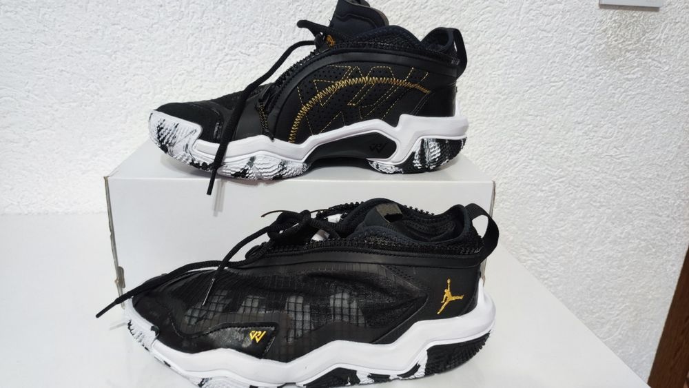 Оригинални маратонки jordan why not.6