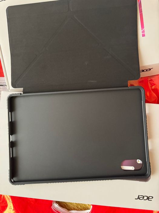 acer iconia tab p11 с 2 години гаранция