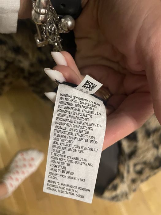 Haine de blana artificiala ZARA