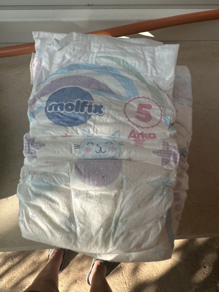 Сет памперси на Pampers и Molfix памперси размер 5, 12-17 кг.