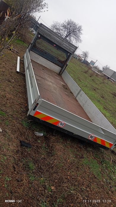 Бордова каросерия за ивеко Дейли