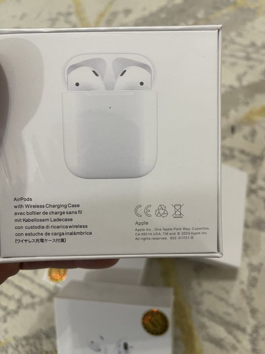 эйр подс.             .