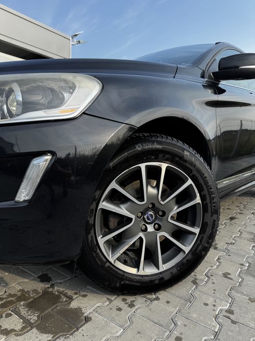 ANUNȚ DE VÂNZARE – Volvo XC60 D4 181 CP Automată