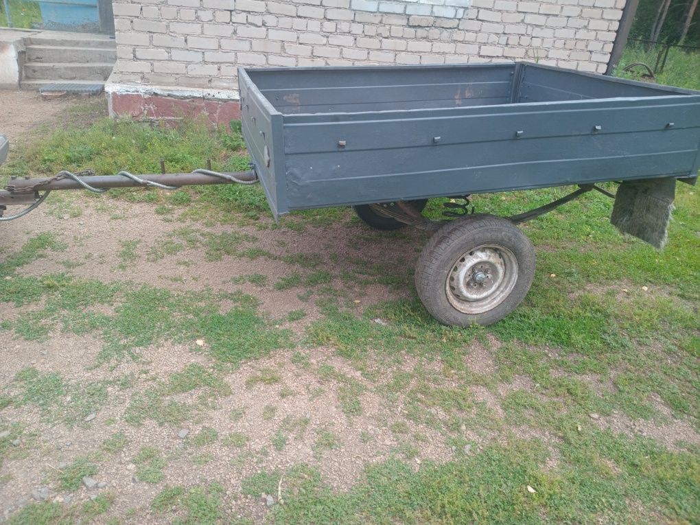 Автомобильный прицеп