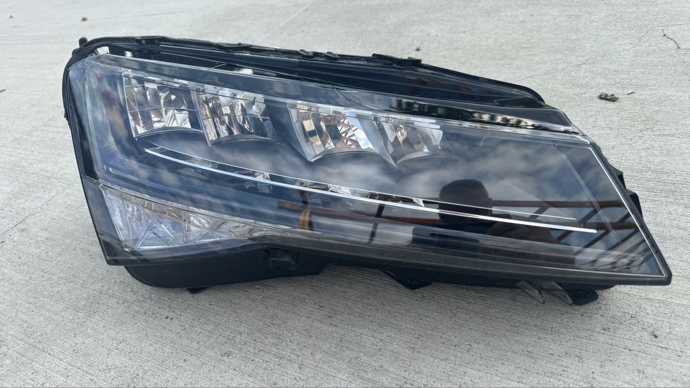 Фар шкода супърб, far SKODA SUPERB MK3