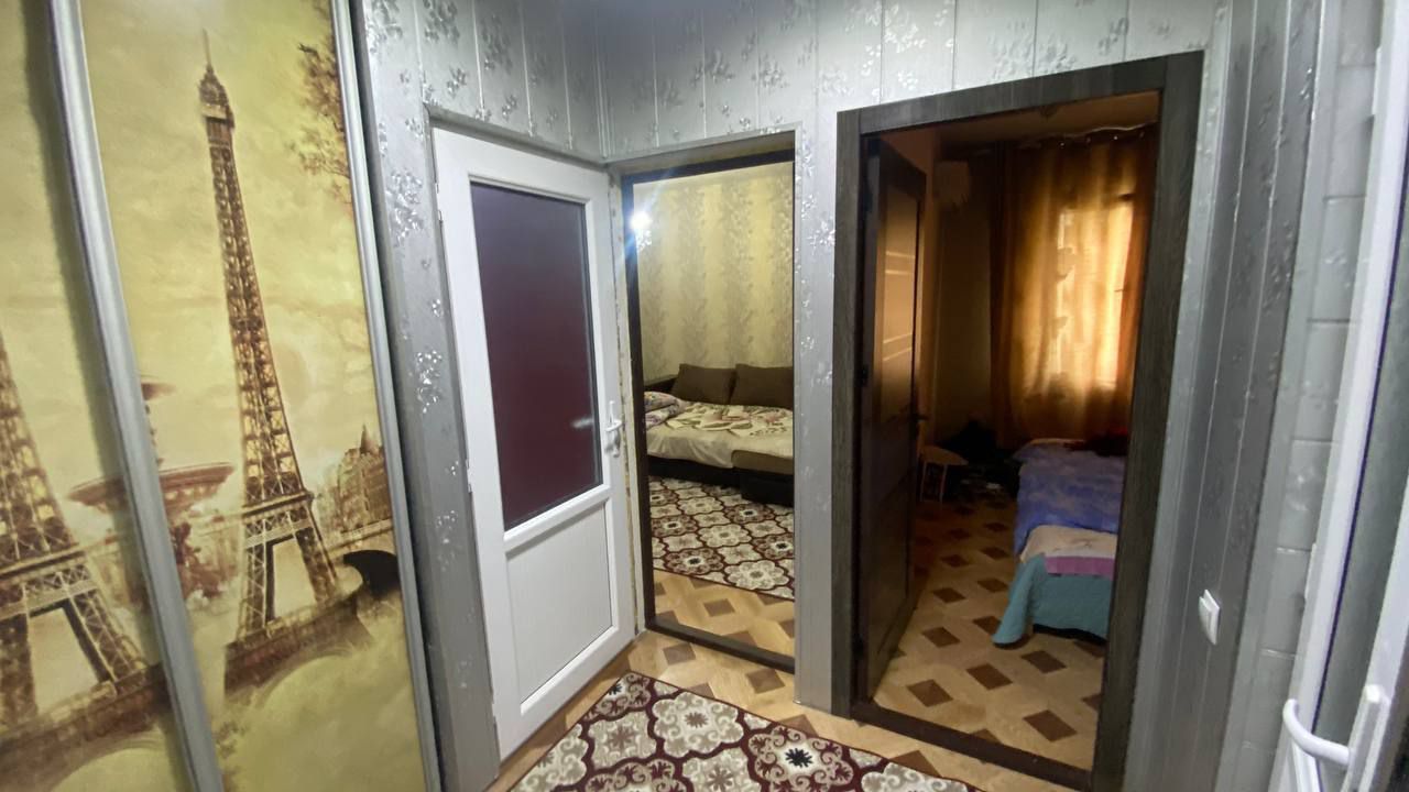 Срочно! Ц13 -Казах посольство 2/3/4 общ пл 50м с обстановкой