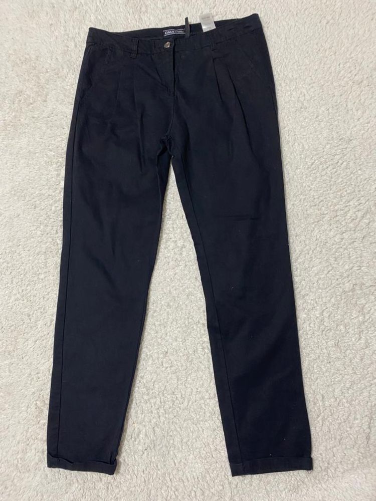 Pantaloni de tip office negri marimea 40