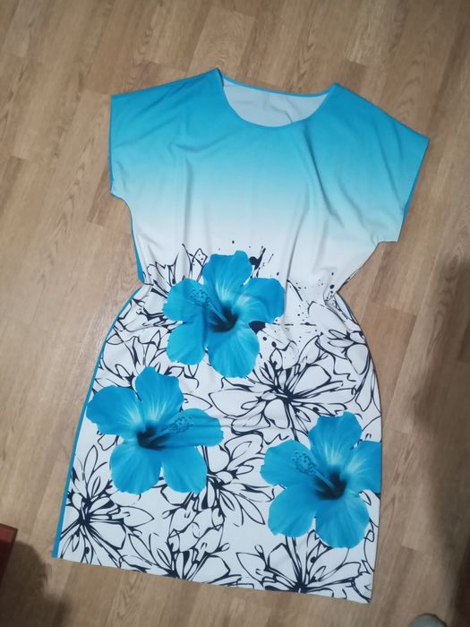 Платья новые. 3000