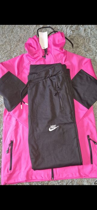 Trening nike nou mărimea L