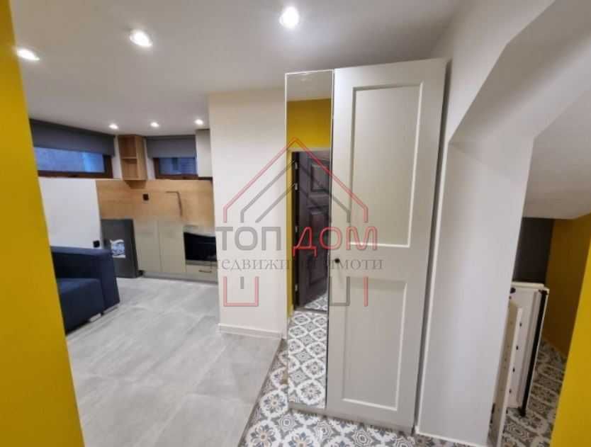 Дава се под наем Едностаен апартамент в Варна, Център - 26 кв.м за 306 € - Снимка #10