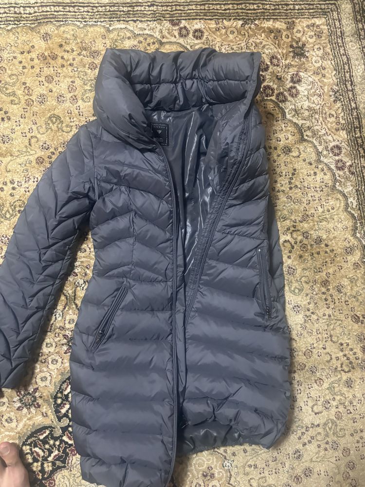 Куртки guess