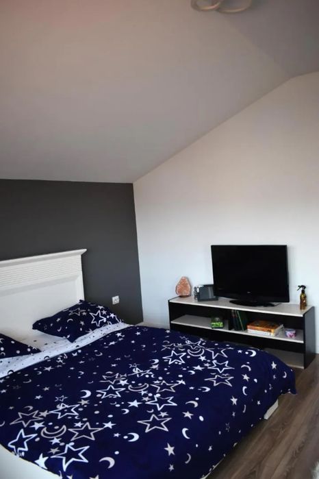 Inchiriez casa in comuna Cristian