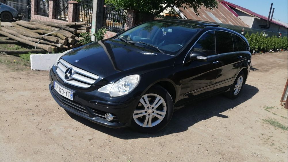 Mercedes R class