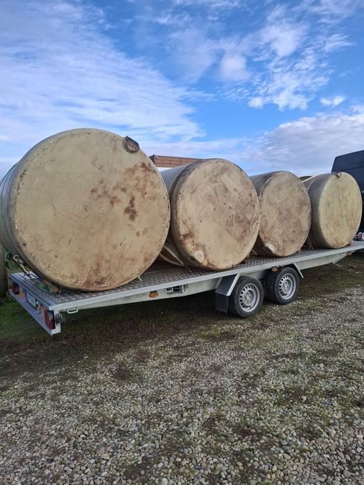 Vând Recipient,Bazin,Butoi,Fosa septice fibră de sticlă