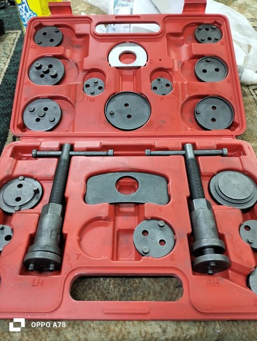 Набор для замены тормозных колодок.