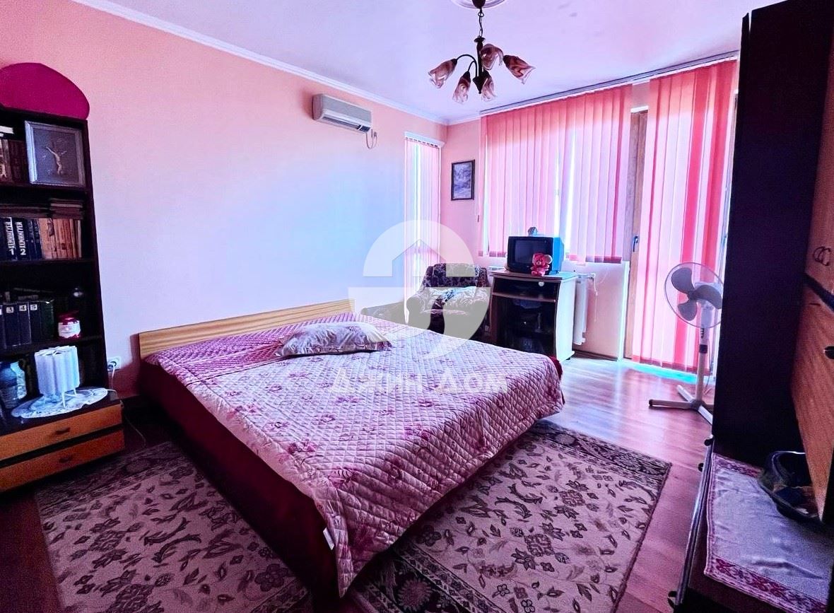 Продава се Къща в с. Лъка, Област Бургас - 170 кв.м за 1324 €/кв.м - Снимка #6