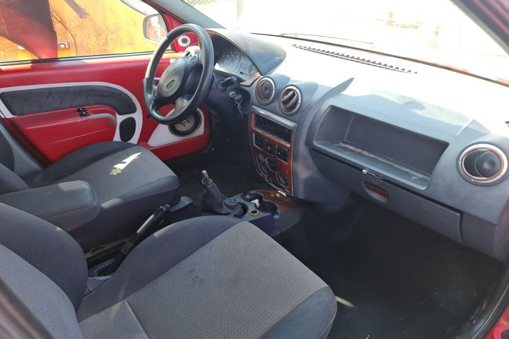 Vas lichid parbriz 8200210002 Dacia Logan prima generatie