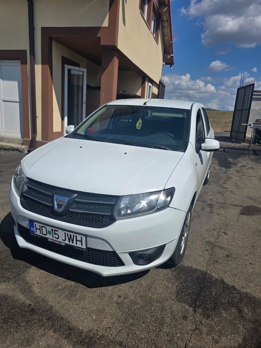 Inchiriez dacia logan Bolt colaborare masina inchiriat