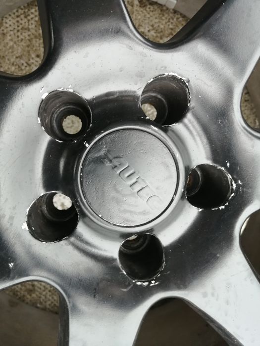 Jante aliaj R18     989 Lei negociabil