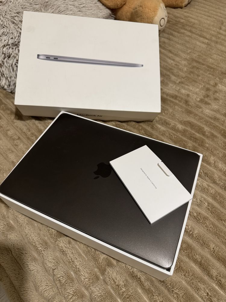 Лаптоп macbookair 13 inch