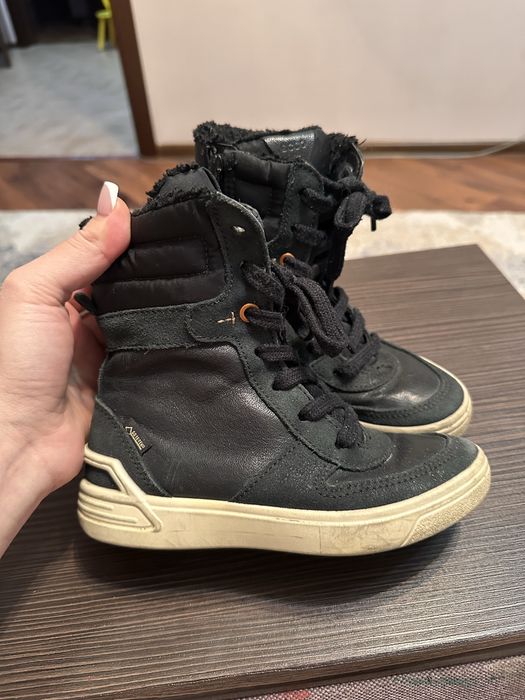 Ботинки на осень холодную