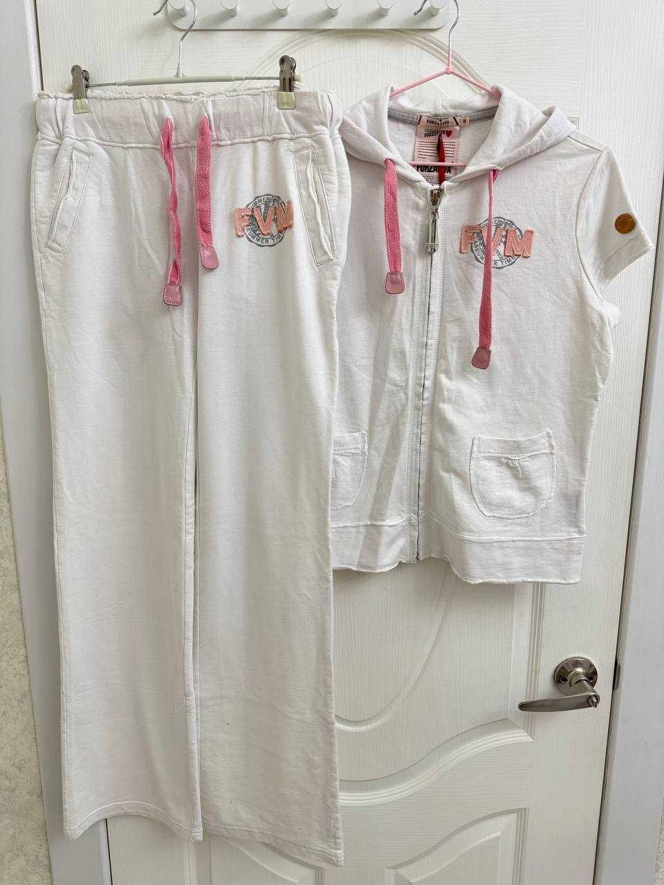 Новый спортивный костюм Италия, размер S/M (42/46)