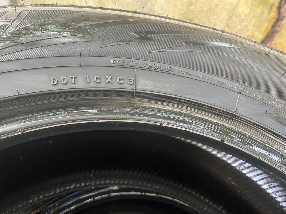 Зимни гуми TOYO като нови размер 255/70 R18 113H