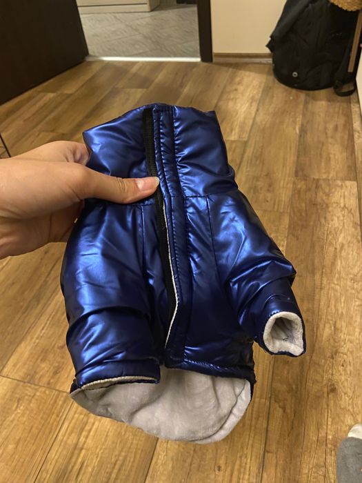 Продавам чисто ново якенце за мини кученце