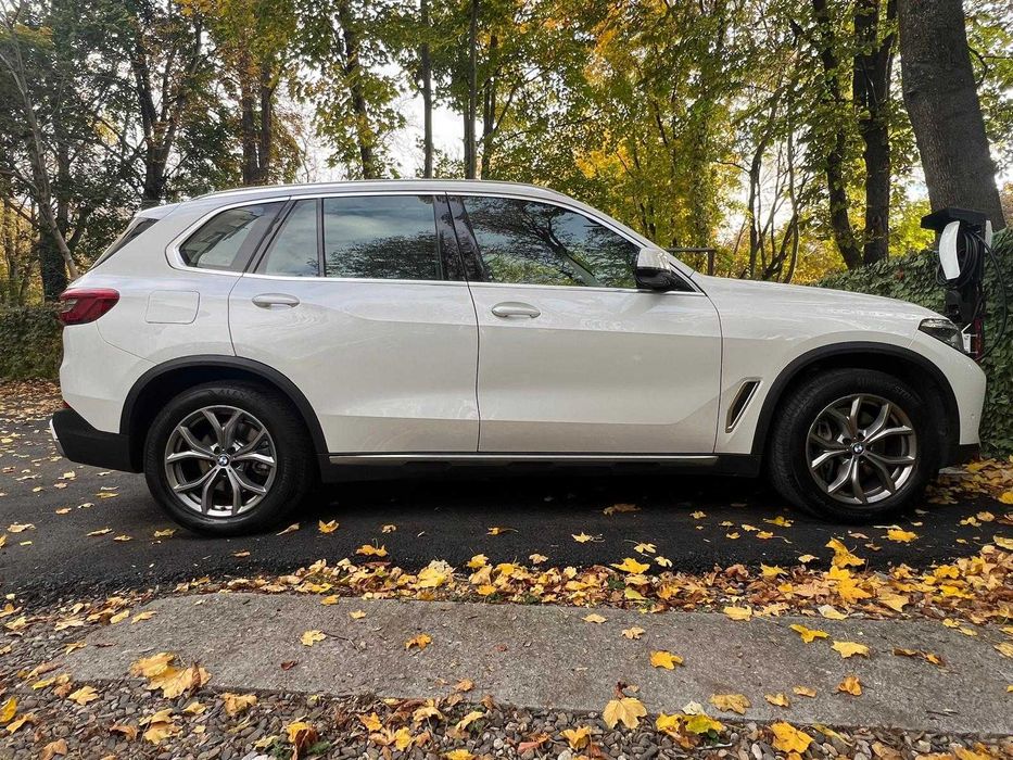 X5 X-line Plugin Hybrid 394 CP TVA deductibil