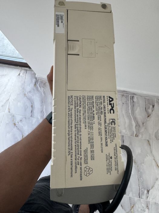 Back-UPS CS 500 in perfecta stare