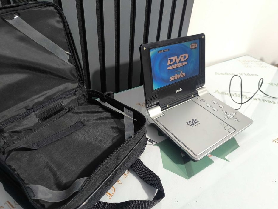 DVD Player Portabil Silva PT-3888 - 7" TFT-LCD, DivX