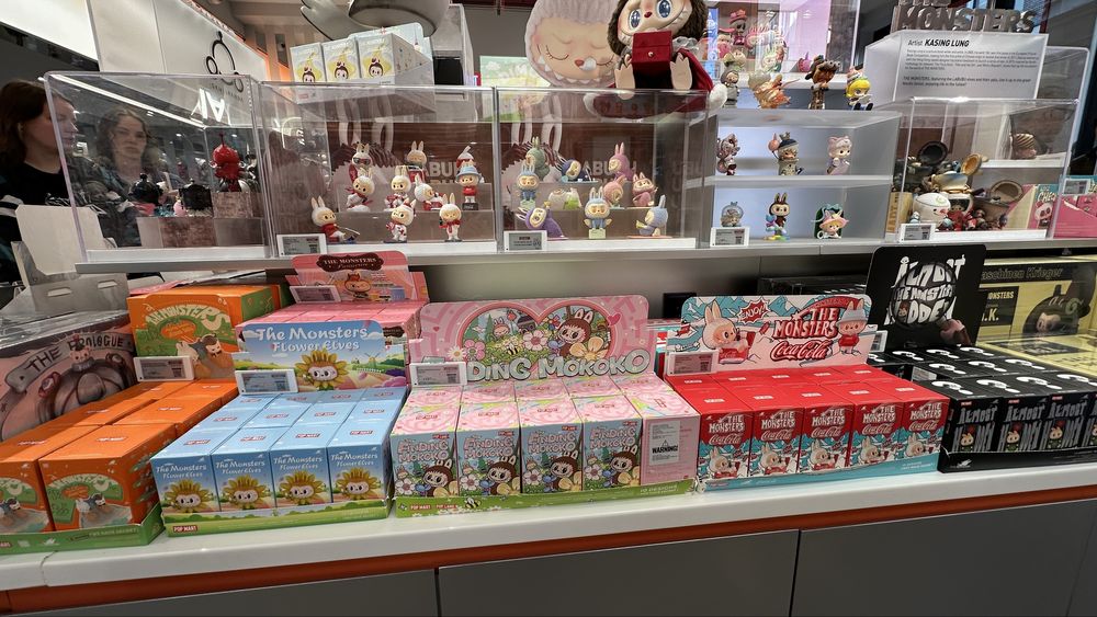 Figurine diverse pop mart