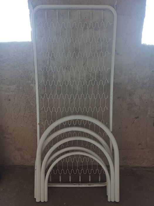 Бу кровать хорошом состоянии