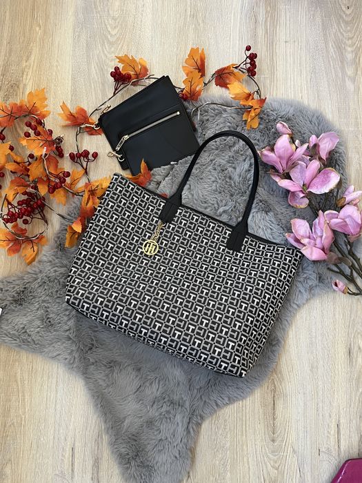 Furla Michael Kors Tommy Hilfiger чанти