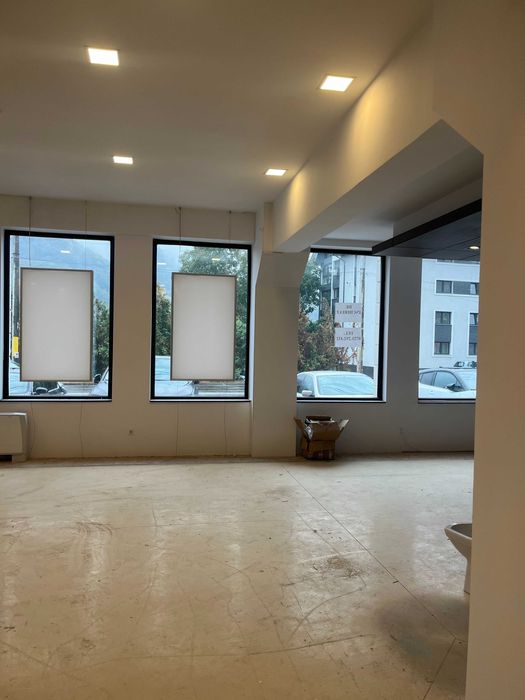 Inchiriere spatiu comercial 315 mp zona Mall Shopping City