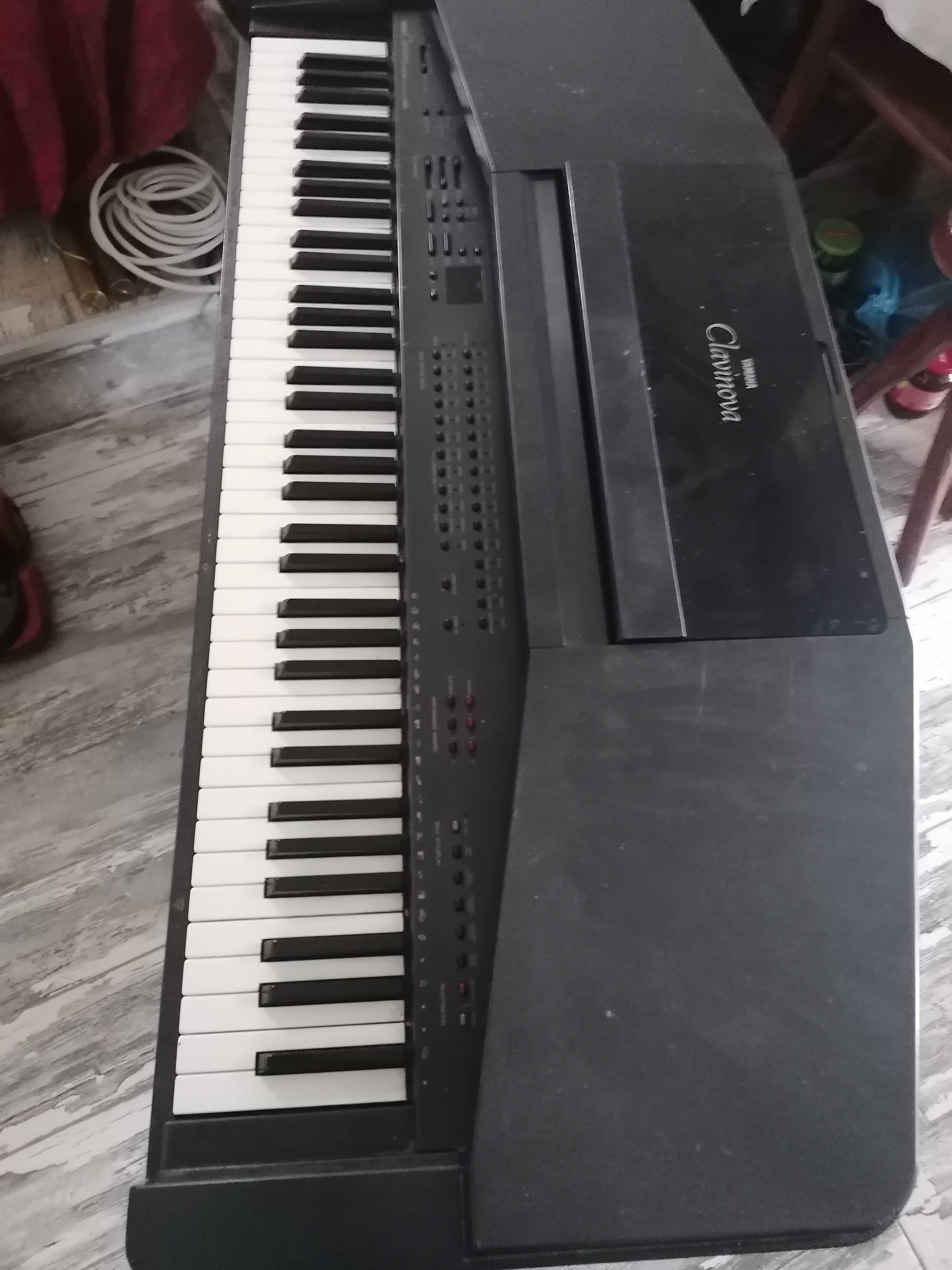 Orgă Yamaha Clavinova