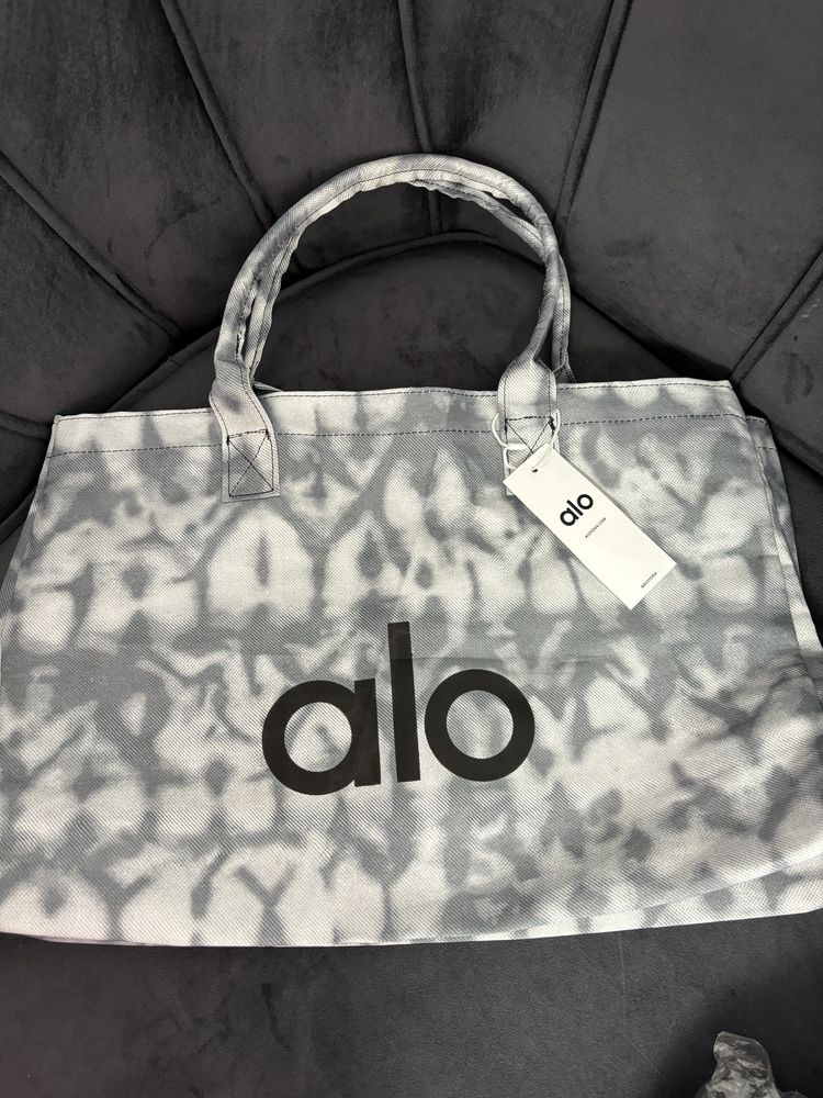 Geanta Alo Yoga bag