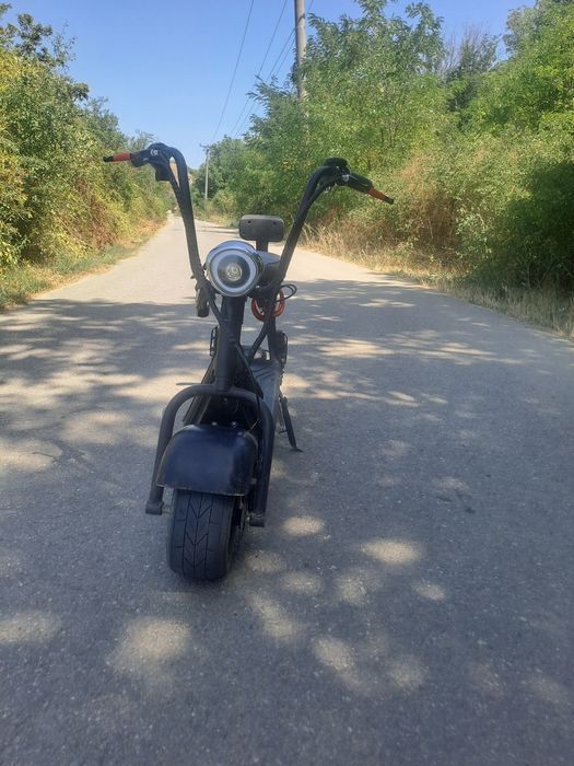 Vând scuter electric Harley