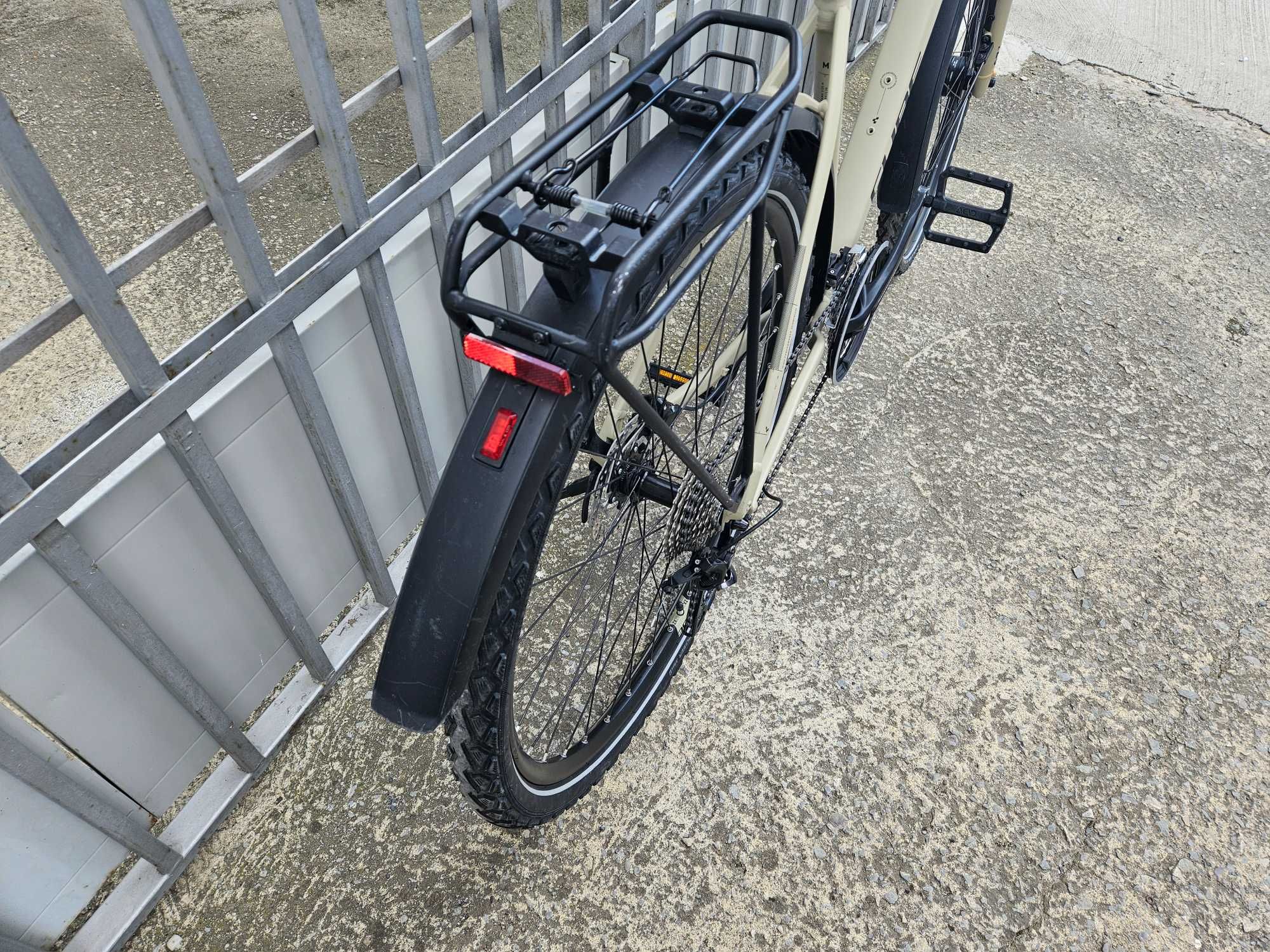 Хидравлика-алуминиев велосипед 28 цола CUBE-шест месеца гаранция