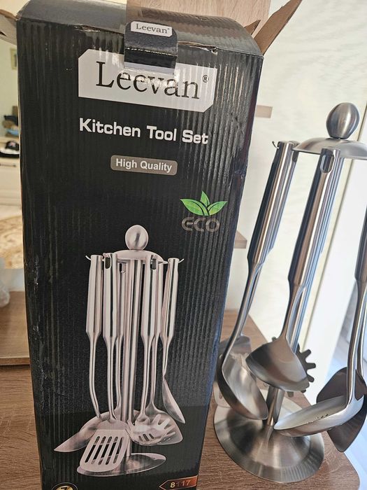 Набор кухонных принадлежностей